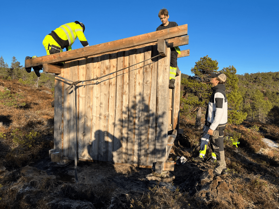 Gapahuken opp mot Blåheia