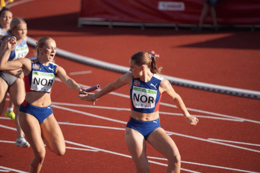 Mari Skraatstad på friidrettsstevne